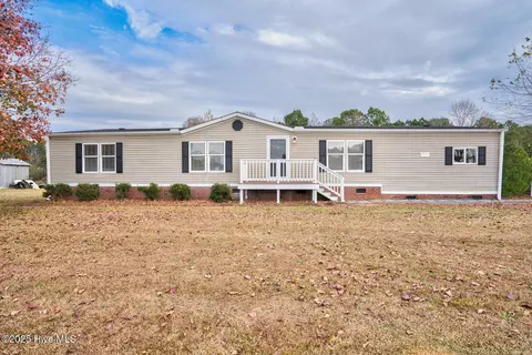 4082 Macedonia Rd, Spring Hope, NC 27882