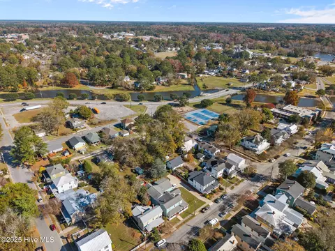 View/Area - 612 E Main St, Washington, NC 27889 photo 10 of 13