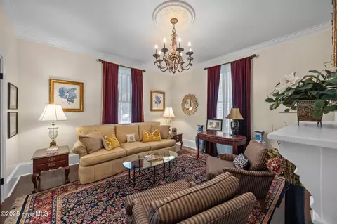 Living - 612 E Main St, Washington, NC 27889 photo 2 of 3