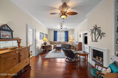 Living - 612 E Main St, Washington, NC 27889 photo 3 of 3