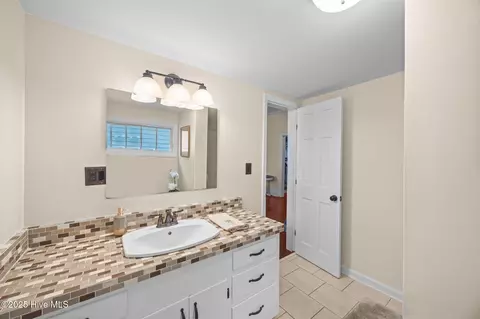 Bath - 612 E Main St, Washington, NC 27889 photo 7 of 11