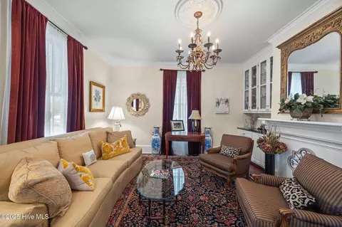 Living - 612 E Main St, Washington, NC 27889 photo 1 of 3