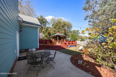 Exterior - 612 E Main St, Washington, NC 27889 photo 13 of 15