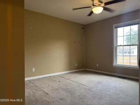Bedroom - 107 Switch Rd, Hamlet, NC 28345 photo 2 of 6