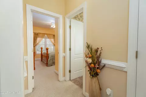 Entry Way - 602 Taberna Cir, New Bern, NC 28562 photo 2 of 2