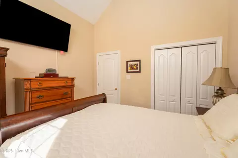 Bedroom - 602 Taberna Cir, New Bern, NC 28562 photo 2 of 8