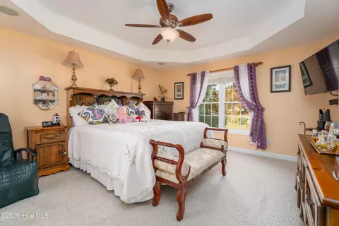 Bedroom - 602 Taberna Cir, New Bern, NC 28562 photo 8 of 8