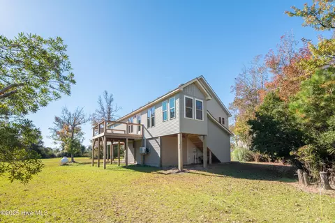 142 Majors Island Rd, Maple, NC 27956