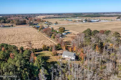 140 Majors Rd, Maple, NC 27956 photo 4