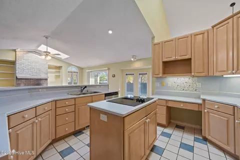101 Bunker Ct, Hampstead, NC 28443 photo 24