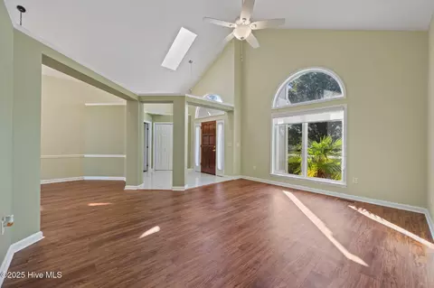 101 Bunker Ct, Hampstead, NC 28443 photo 15
