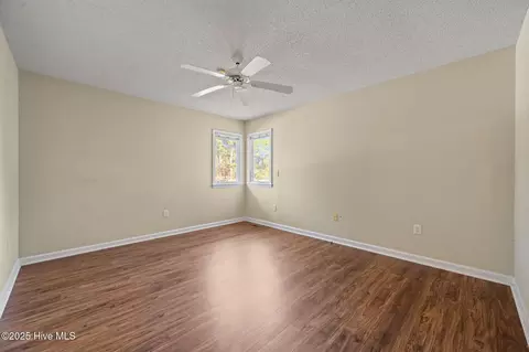 101 Bunker Ct, Hampstead, NC 28443 photo 37