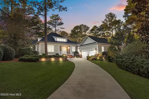Exterior - 10 Wee Burn Ln, Pinehurst, NC 28374 photo 3 of 3