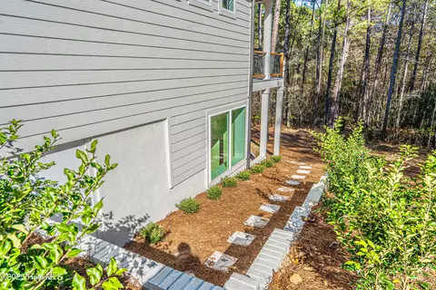 Exterior - 1 Juniper Ln, Pinehurst, NC 28374 photo 5 of 12