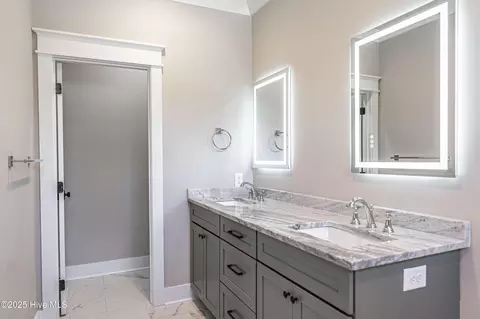 Bath - 1 Juniper Ln, Pinehurst, NC 28374 photo 3 of 7