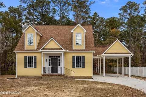 3125 Bessemer Dr, Greenville, NC 27858