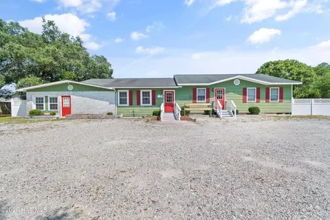 948 Sabbath Home Rd SW, Supply, NC 28462