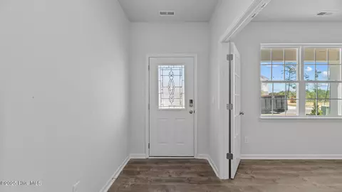 1021 Minnette Cir, New Bern, NC 28562 photo 2