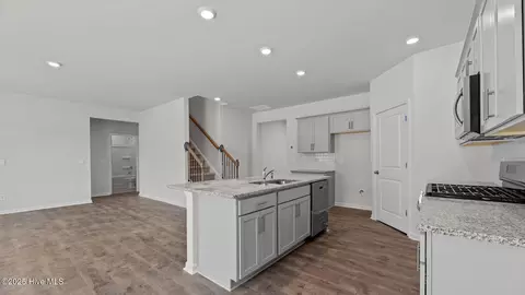 1021 Minnette Cir, New Bern, NC 28562 photo 7