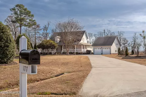 177 Middleton Dr, Hertford, NC 27944