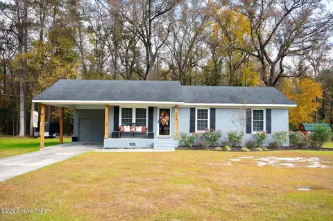 316 Old Lumberton Rd, Whiteville, NC 28472