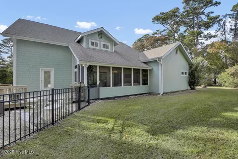 Exterior - 2001 Cordgrass Rd, Hampstead, NC 28443 photo 10 of 25