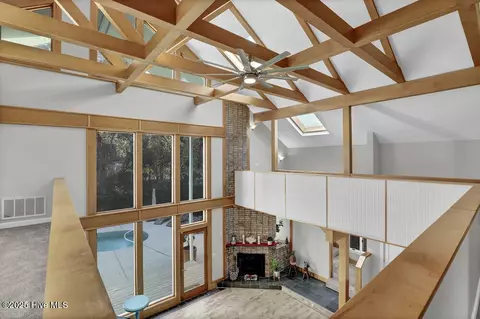 2001 Cordgrass Rd, Hampstead, NC 28443