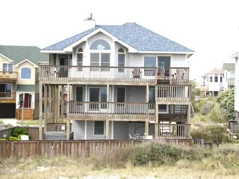 721 Crown Point Cir, Corolla, NC 27927