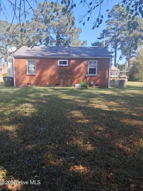 1024 Faison St E, Wilson, NC 27893 photo 10