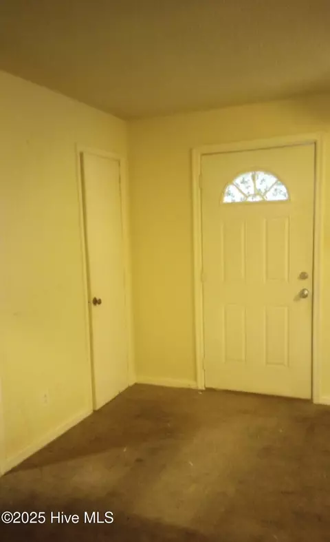 1024 Faison St E, Wilson, NC 27893 photo 2