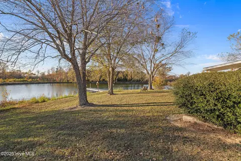 Exterior - 625 Garner Chapel Rd, Mount Olive, NC 28365 photo 6 of 6