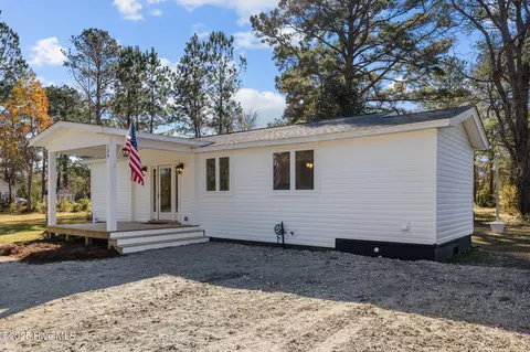 138 Briarneck Rd, Jacksonville, NC 28540