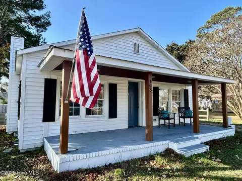 103 W 5th St, Hobgood, NC 27843