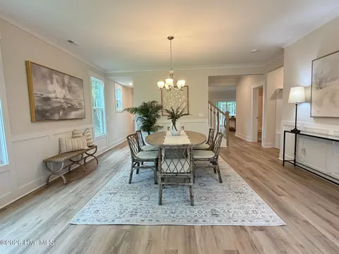 Dining - 227 Hickory Ln, Hampstead, NC 28443 photo 2 of 5