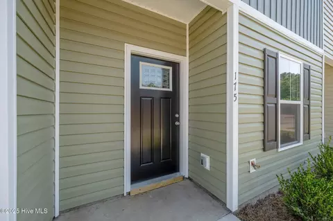 175 Buckhorn Ave, Holly Ridge, NC 28445