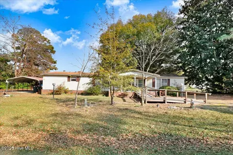 119 S Church St, Kenansville, NC 28349