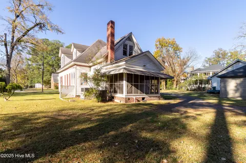 103 E Pitt St, Windsor, NC 27983 photo 32