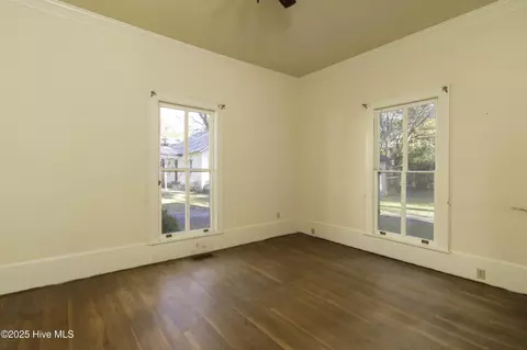 103 E Pitt St, Windsor, NC 27983 photo 16