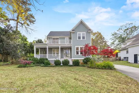 1608 Herring Ln, Wilmington, NC 28403