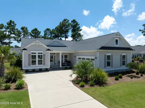 145 W Keel Dr, Hampstead, NC 28443