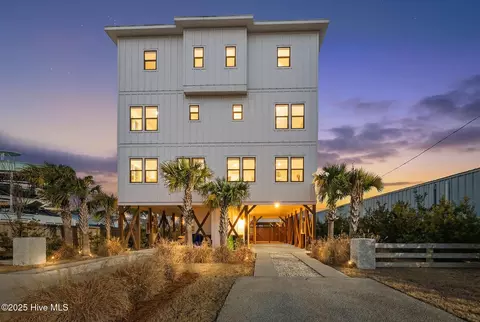 906 Saint Joseph St UNIT 1, Carolina Beach, NC 28428