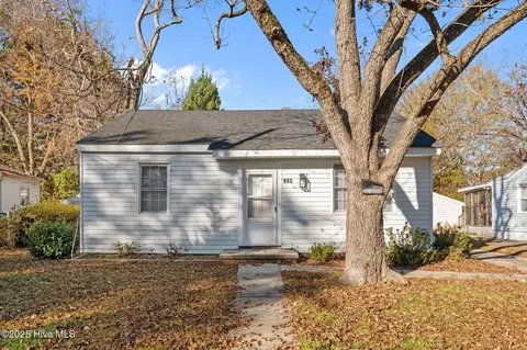 405 Arbor St, Greenville, NC 27834