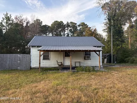 1153 N Hwy 172, Holly Ridge, NC 28445