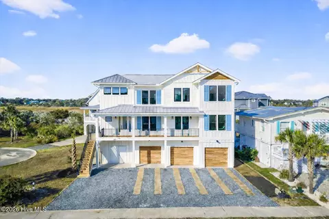 313 E Second St, Ocean Isle Beach, NC 28469