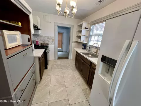 Kitchen - 314 E 9th St, Washington, NC 27889 photo 1 of 5