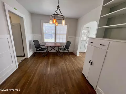 Dining - 314 E 9th St, Washington, NC 27889 photo 3 of 3