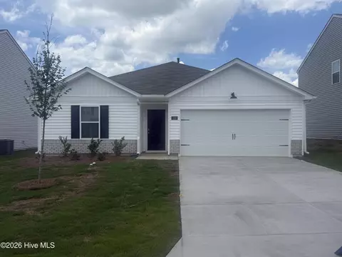 216 Olive Branch St, Sanford, NC 27332