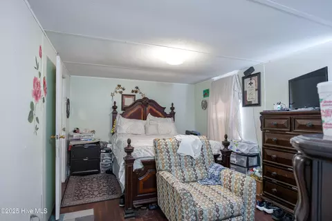 Bedroom - 100 Mustang Ln, Godwin, NC 28344 photo 1 of 2