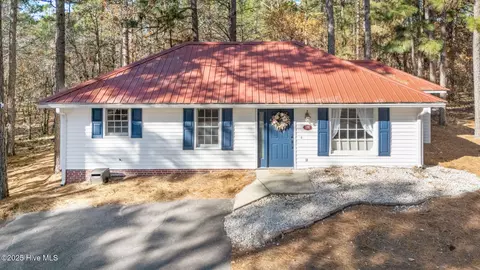 132 Villa Dr #N/A, Seven Lakes, NC 27376