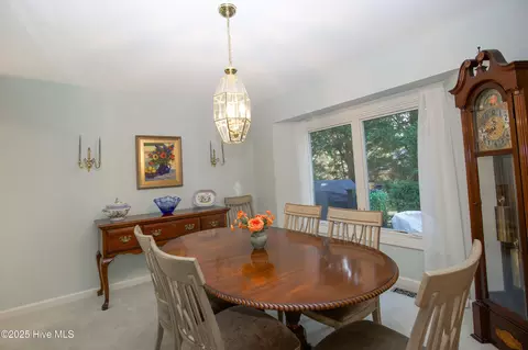 Dining - 5 Kahkwa Trl, Pinehurst, NC 28374 photo 4 of 10